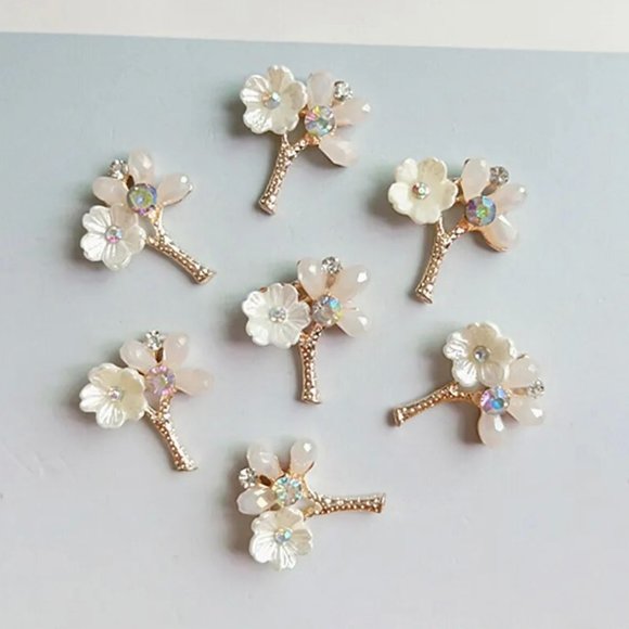 10 PCS 1.7x2cm 1.5x2.5cm Fashion Metal Alloy Imitation Pearl Flowers Charm - Picture 3 of 6